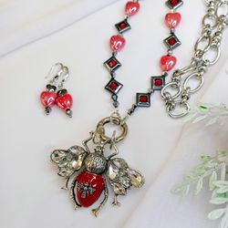 Red bee hearts necklace and earrings set, statement bee jewelry, bee gift, insect jewelry, heart earrings necklace set
