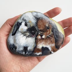rabbits hand-painted rocks animal painted stone for garden rabbit original rock painting