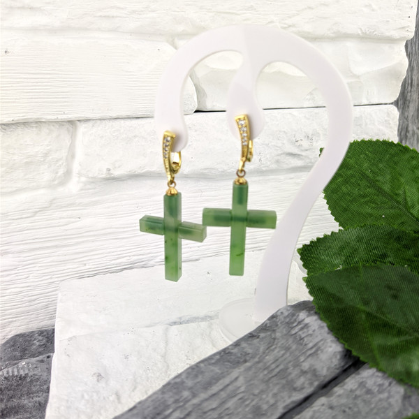 jade  cross earrings (1)