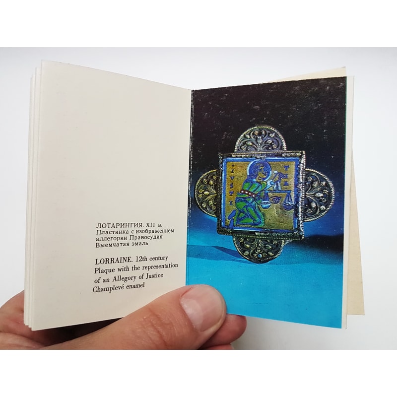 12 Vintage USSR souvenir mini books HERMITAGE 1973.jpg