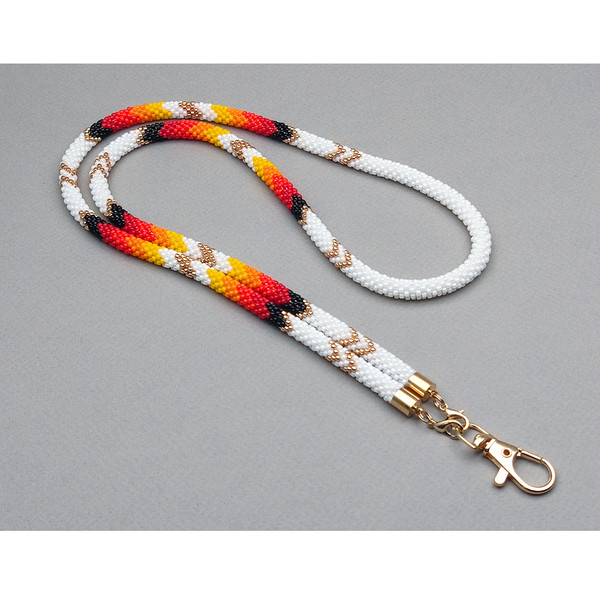 Lanyard crocheted with beads