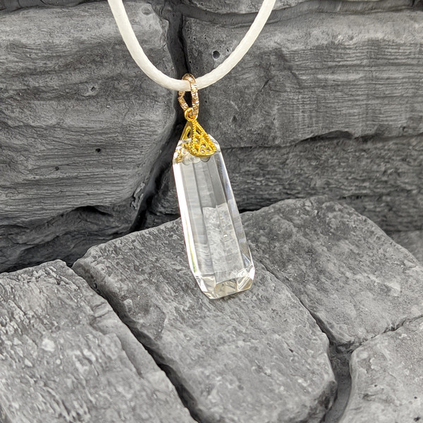rock crystal  pendant  (2)