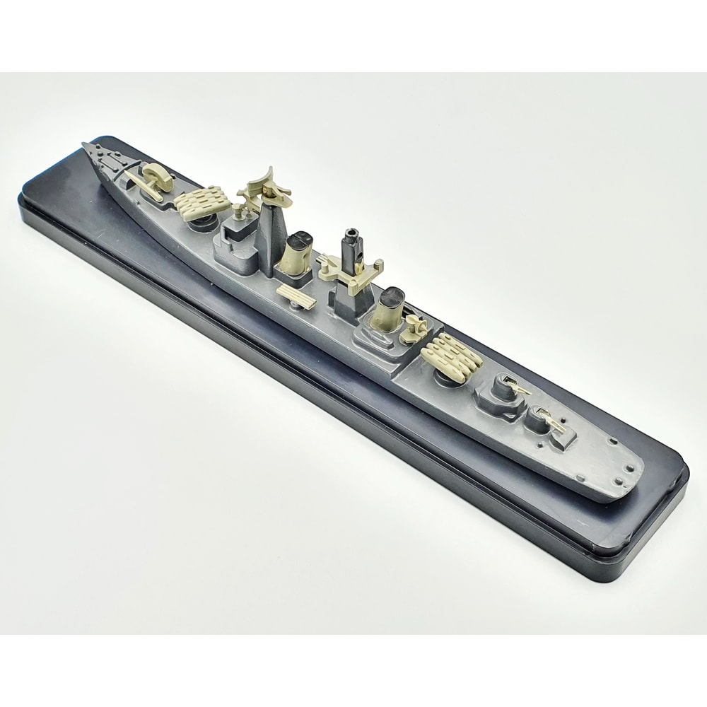 4 Vintage Diecast Ship Model Guards Missile Cruiser VARYAG USSR 1970s.jpg