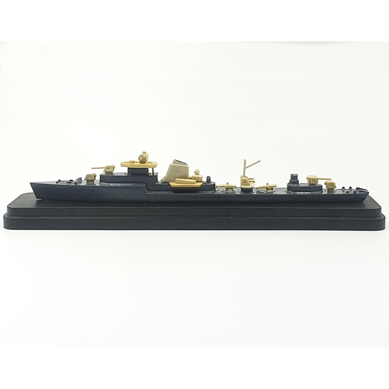 2 Vintage Ship model Guards Destroyer GREMYASCHIY USSR 1970s.jpg