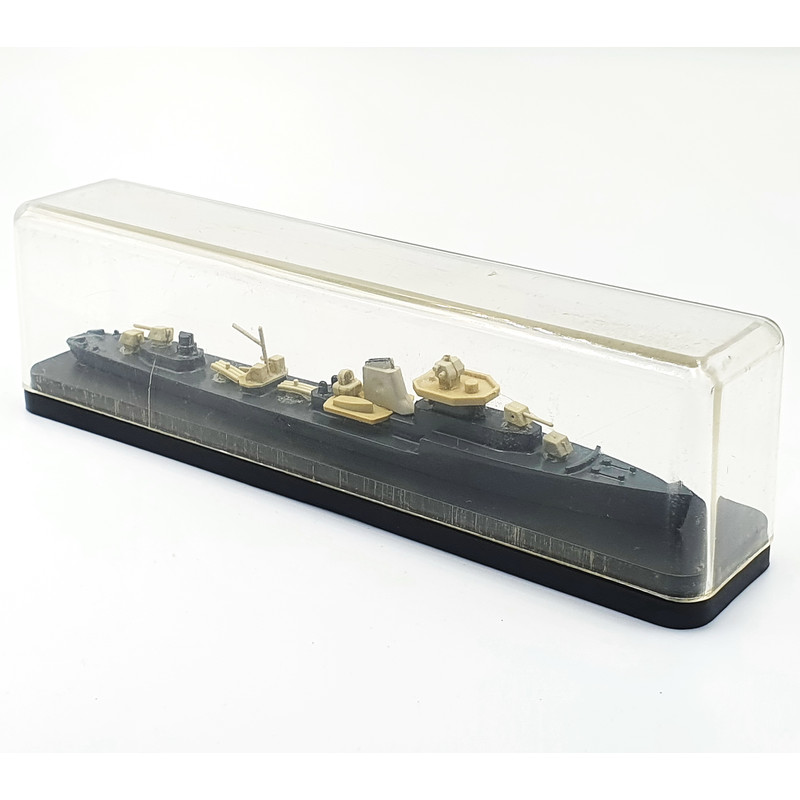 5 Vintage Ship model Guards Destroyer GREMYASCHIY USSR 1970s.jpg