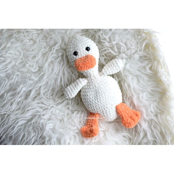 PDF-goose-crochet-pattern-black-friday