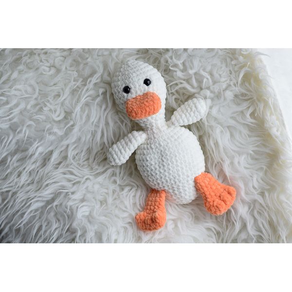 duck-plush-pattern