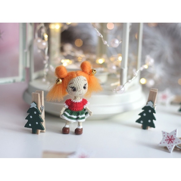 miniature-christmas-doll-.jpg