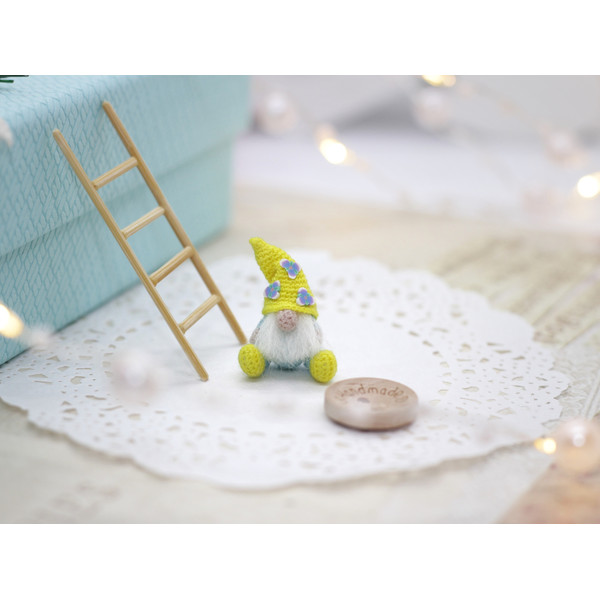 christmas-gnome-micro-crochet-toy.jpeg