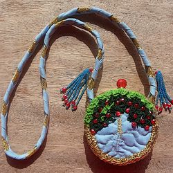 Pouch handmade, textile jewelry, apple tree.