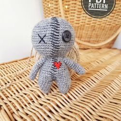 Amigurumi voodoo doll crochet pattern/ Amigurumi Halloween voodoo crochet pattern