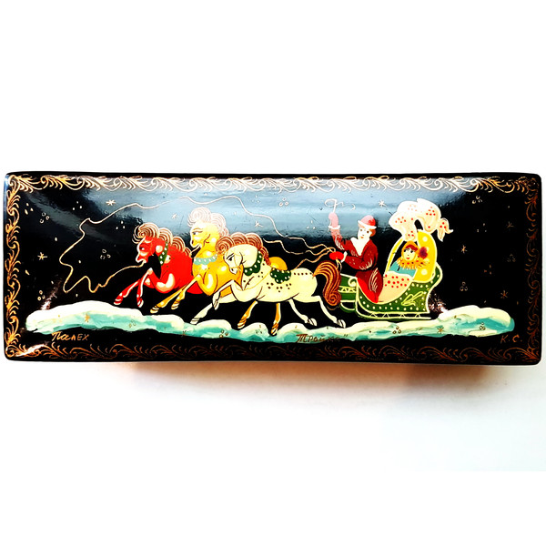 2 Vintage Russian PALEKH Lacquer Box RUSSKAYA TROYKA Hand Painted Signed USSR 1970s.jpg