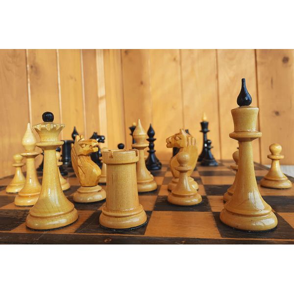 chess_set_1960s_mordva4.jpg