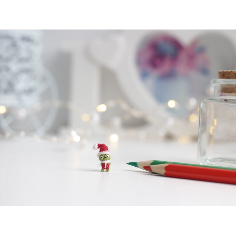 miniature-christmas-gift.jpeg