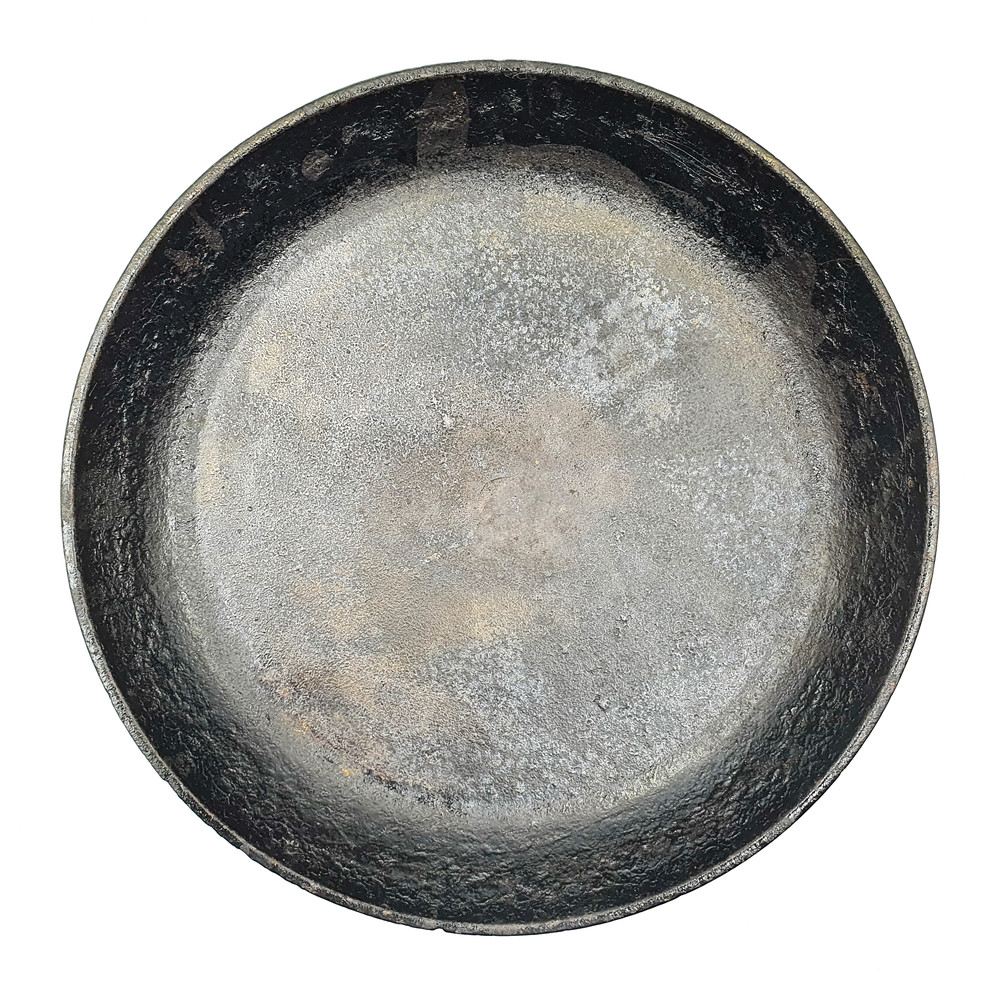 3 Vintage Russian Cast Iron Pans 2pcs USSR 1950s.jpg