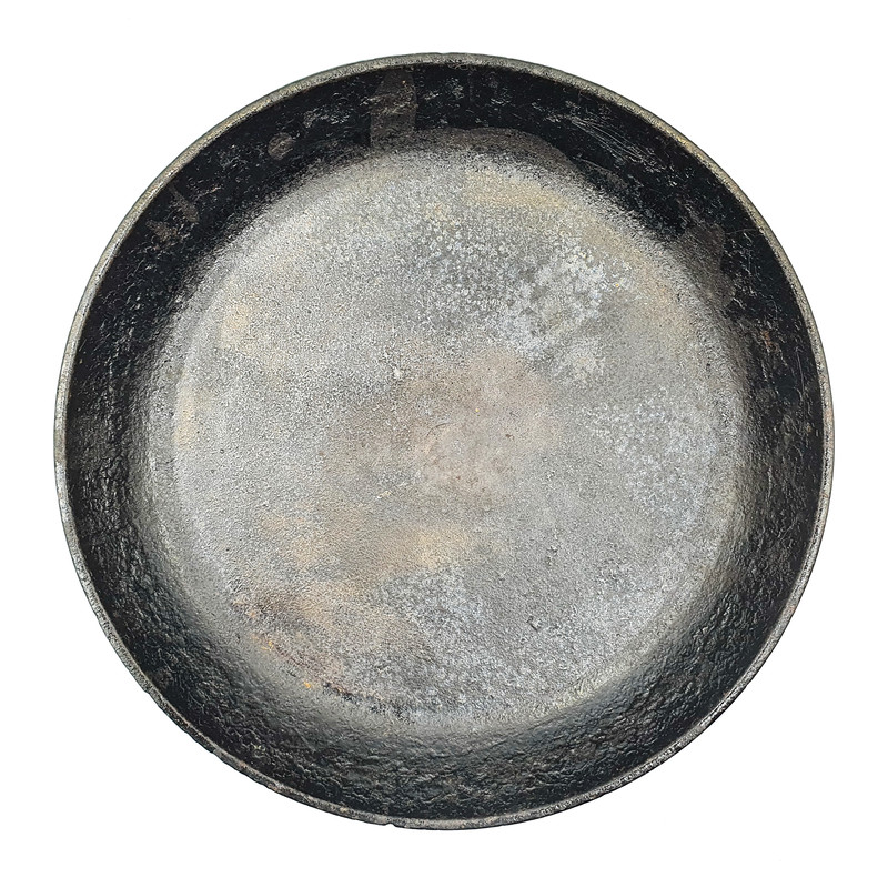 3 Vintage Russian Cast Iron Pans 2pcs USSR 1950s.jpg