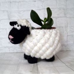 Crochet sheep planter, Sheep Plant Cozy, handcrafted pot holder, crochet planter, succulent holder
