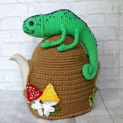 tea cosy chameleon, crochet Green Chameleon, tea cozy, chameleon teapot, crochet tea cosy Chameleon