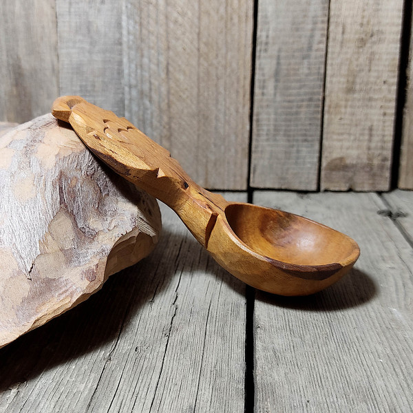 Wooden-tea-scoop.jpg