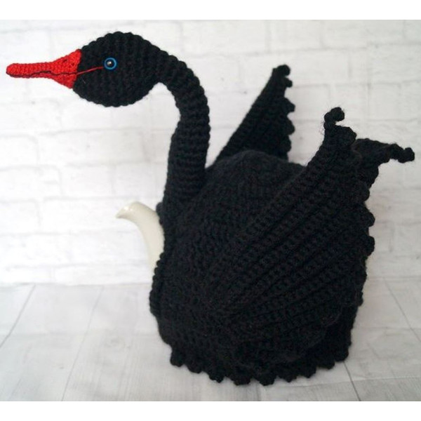 Crochet Swan Tea cozy