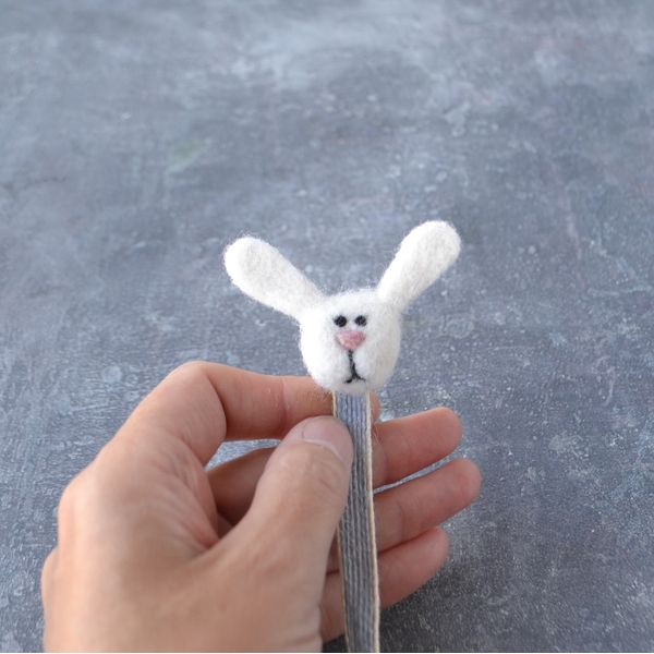 Needle felted bunny bookmark (7).JPG