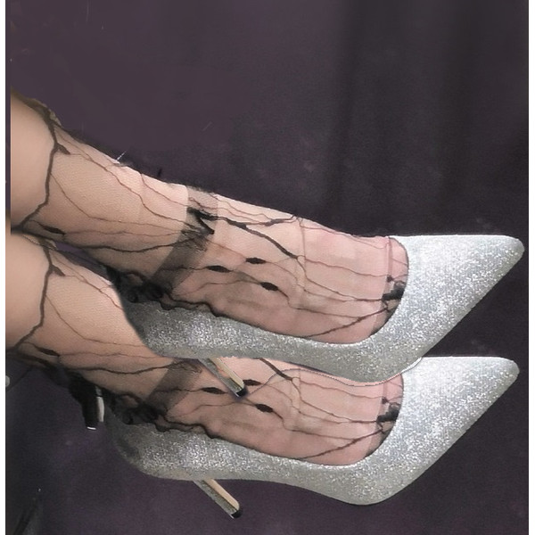 tulle-socks-floral-mesh-black_socks-womens-lace.jpg