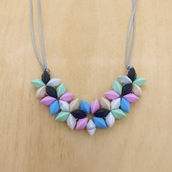 Modern silicone necklace for women, Chew necklace adult, Woven Fidget Necklace, Silicone Fidget Beads