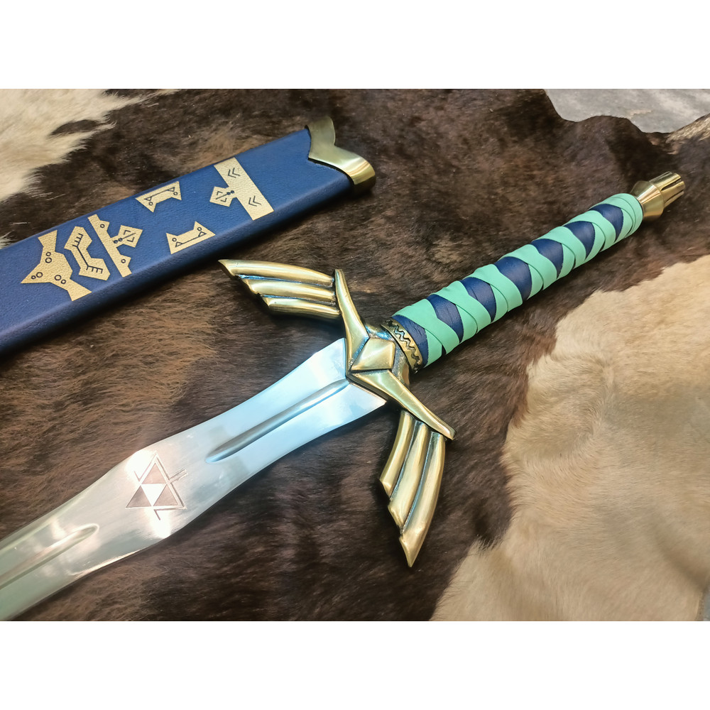CUSTOM Hand Forged Stainless Steel The LEGEND of ZELDA Full Tang Skyward Link's Master Sword with Scabbard-Costume Armor