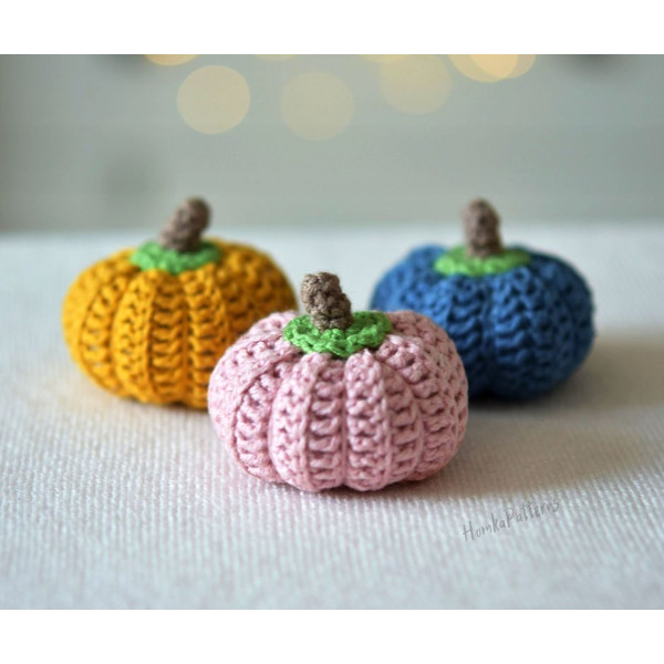 Crochet pumpkin pattern (6).jpg