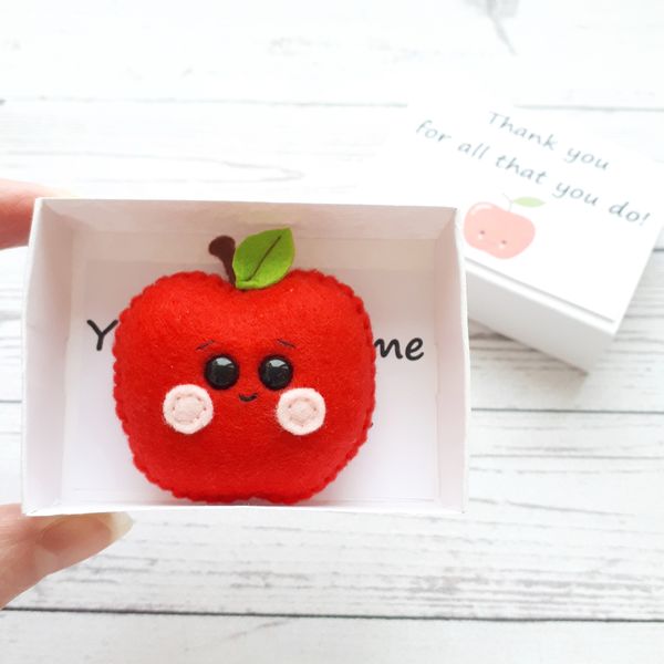 Red-Apple-Teacher-appreciation-gift