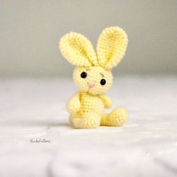 Crochet bunny pattern, bunny keychain