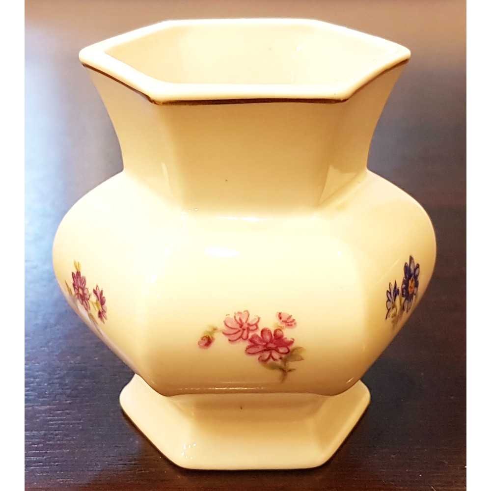 1 USSR Porcelain Vase painting gilding Dmitrovsky porcelain factory Verbilki 1948.jpg