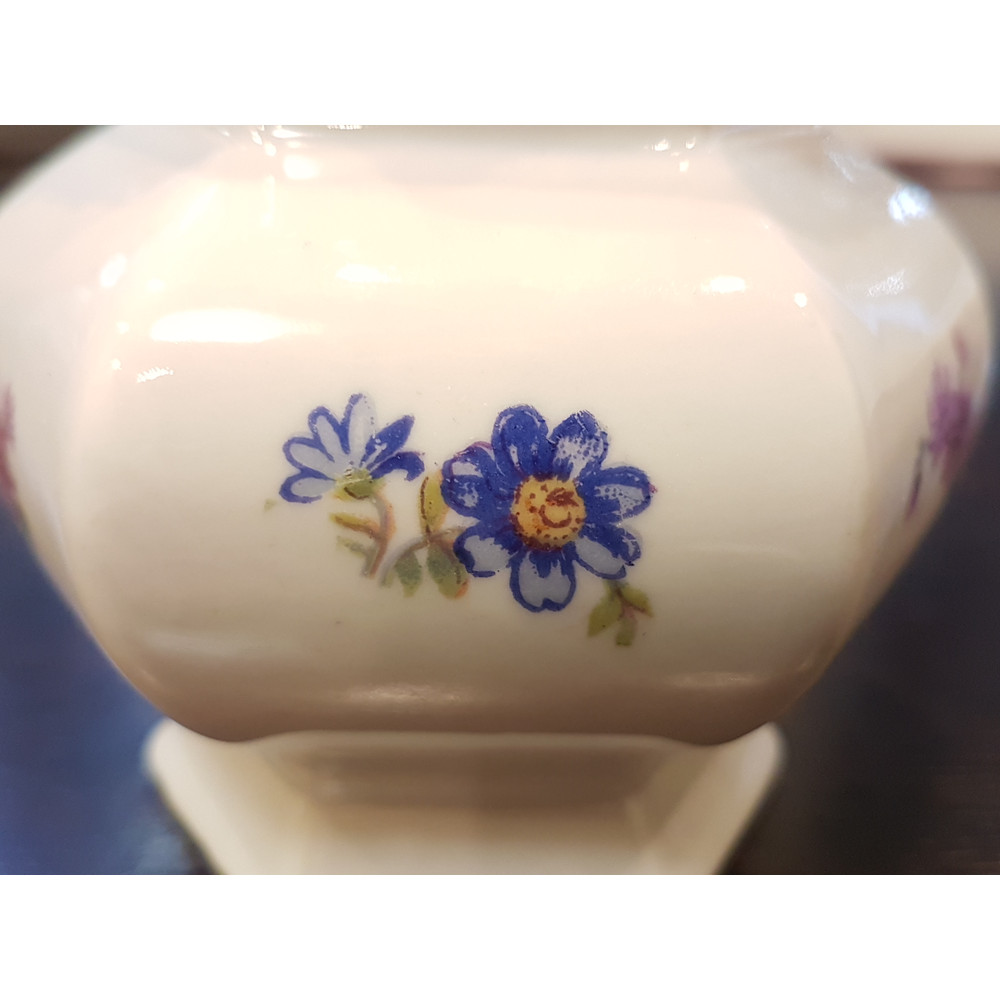 3 USSR Porcelain Vase painting gilding Dmitrovsky porcelain factory Verbilki 1948.jpg