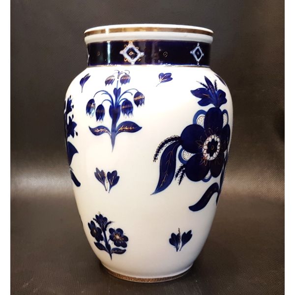 7 Vintage Porcelain Vase FLOWERS Cobalt Gilding LFZ USSR 1950s.jpg
