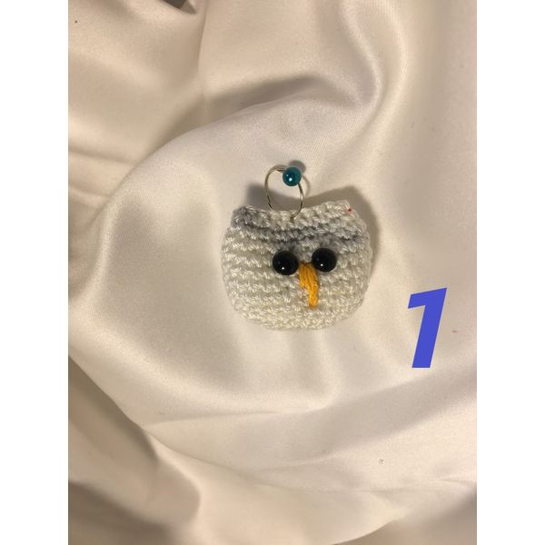 Cute-white-amigurumi-owl-with-litlle-black-eyes-crochet-charms-handmade-keyrings-Eyeletshop-handmade-Eyeletshop-amigurumi.jpg