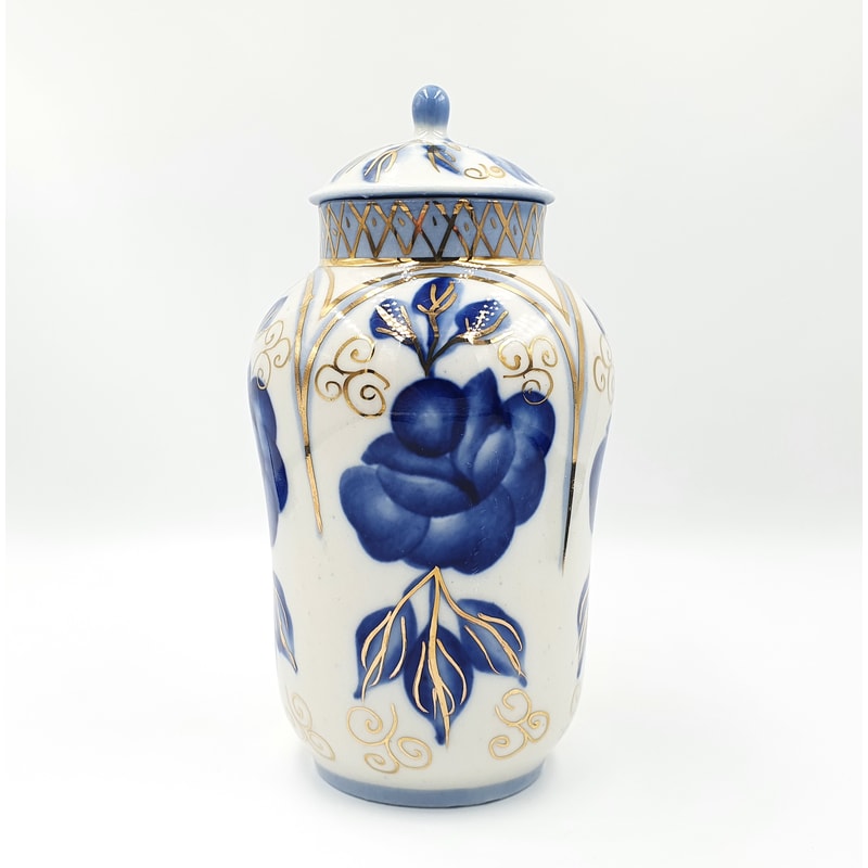 2 Vintage Porcelain Tea Сaddy Hand Painted Gilding USSR Olympic brand 1980.jpg