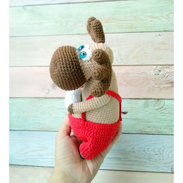 moose-crochet-toy-in-red-jumpsuit-4