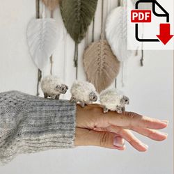 Mini sheep knitting pattern Tiny pet pattern. English and Russian PDF.