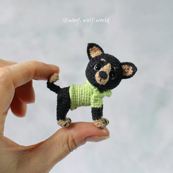 miniature-amigurumi-puppy-chihua.jpg