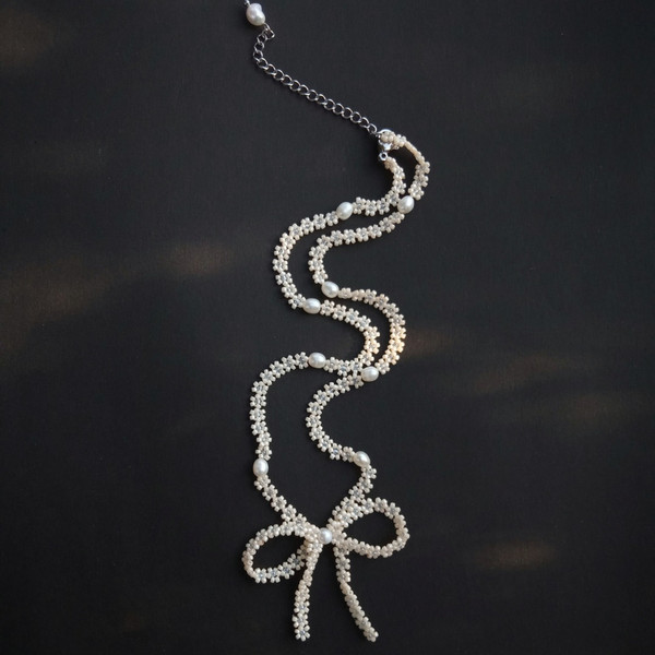 bead-bow-necklace_22-11-11_22-07-16-773.jpg