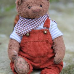 Pattern bear Tommy and clothes teddy sewing