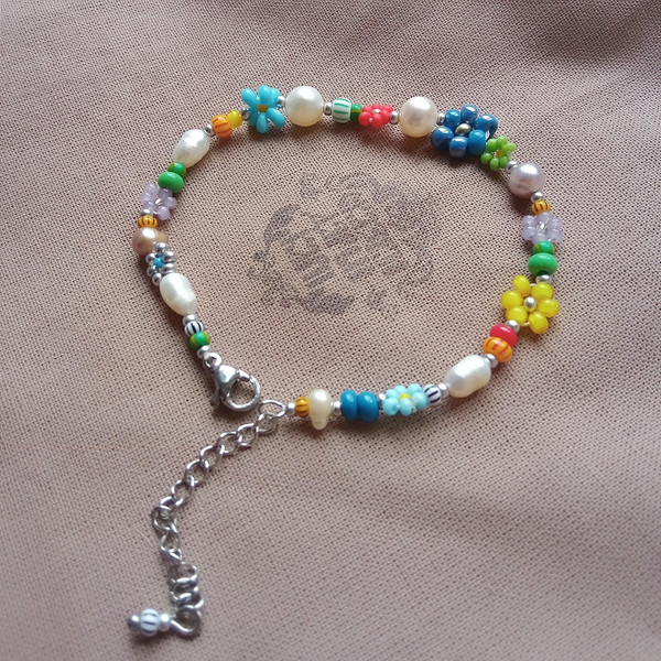 Handmade-pearl-bracelet_22-11-12_11-43-23-473-01.jpeg