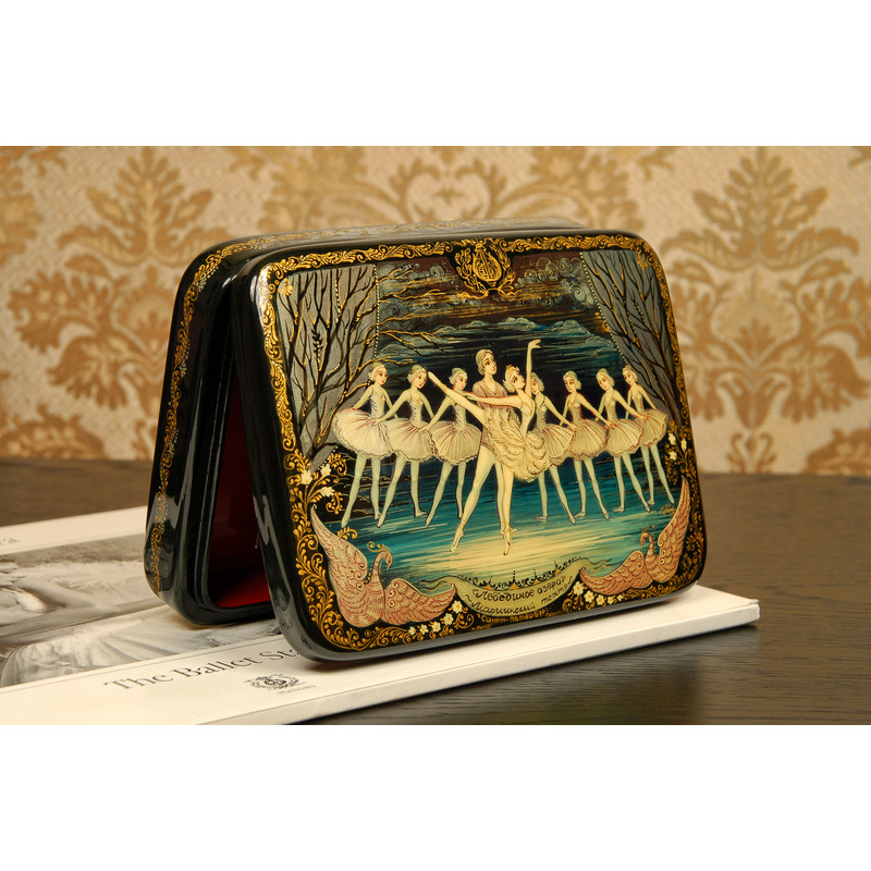 Big ballet lacquer box