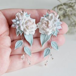 White Flower Bridal Earrings. Wedding Gift. Polymer Clay Artisan Jewelry. Blossom Earrings. Handmade Floral Earrings