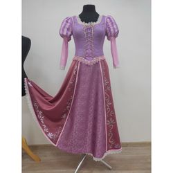 Rapunzel cosplay costume