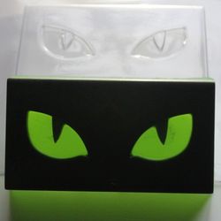 Cat eyes - plastic mold