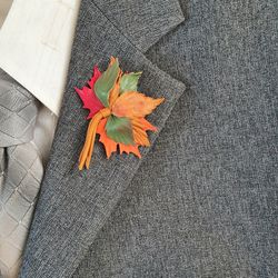 Autumn leaves men's lapel pin Leather boutonniere for him 3rd anniversary gift, art.8