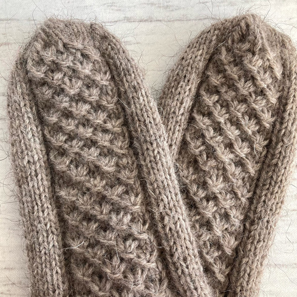 Warm-socks-winter-socks-wool-socks-knitted-handmade-10.jpg