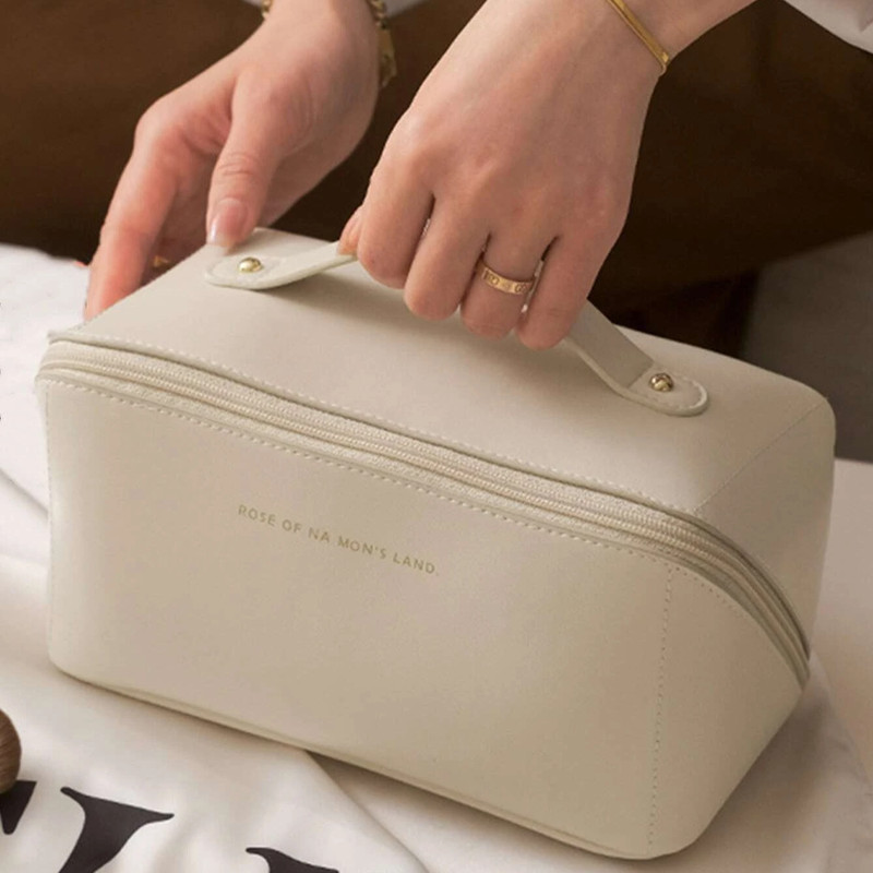 largecapacitymakeuptravelcosmeticbag4.png