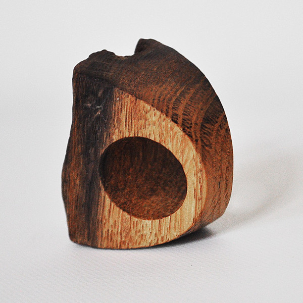 large wooden ring with live edge 4